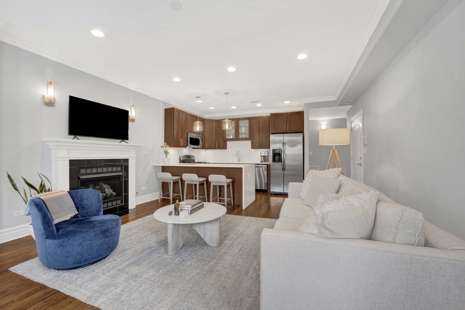 1625 W Catalpa Avenue Unit: 1