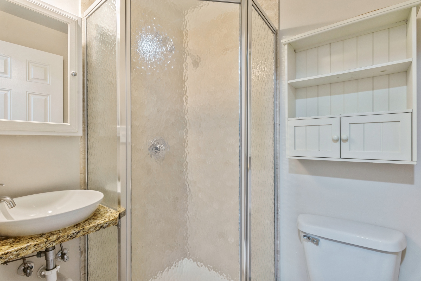 702 Reba Place Unit: G2