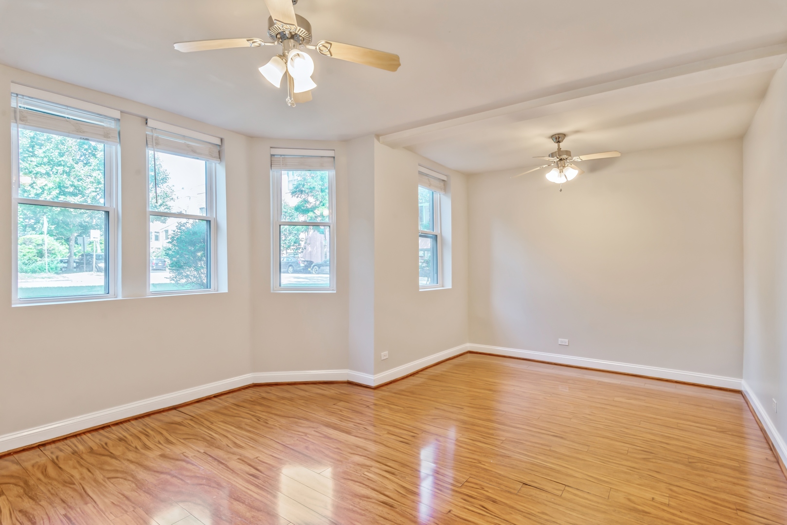 702 Reba Place Unit: G2