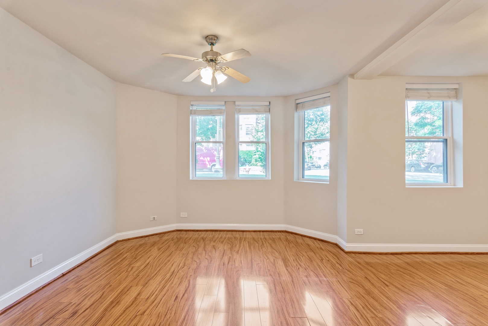 702 Reba Place Unit: G2