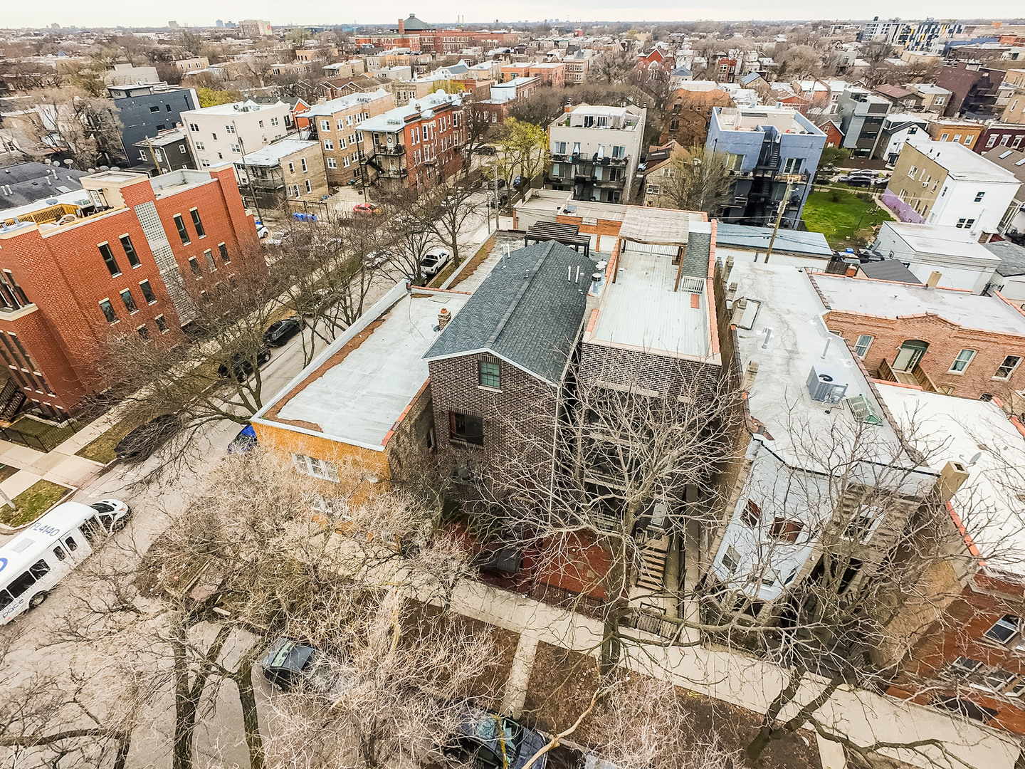1502 N Artesian Avenue Unit: 1
