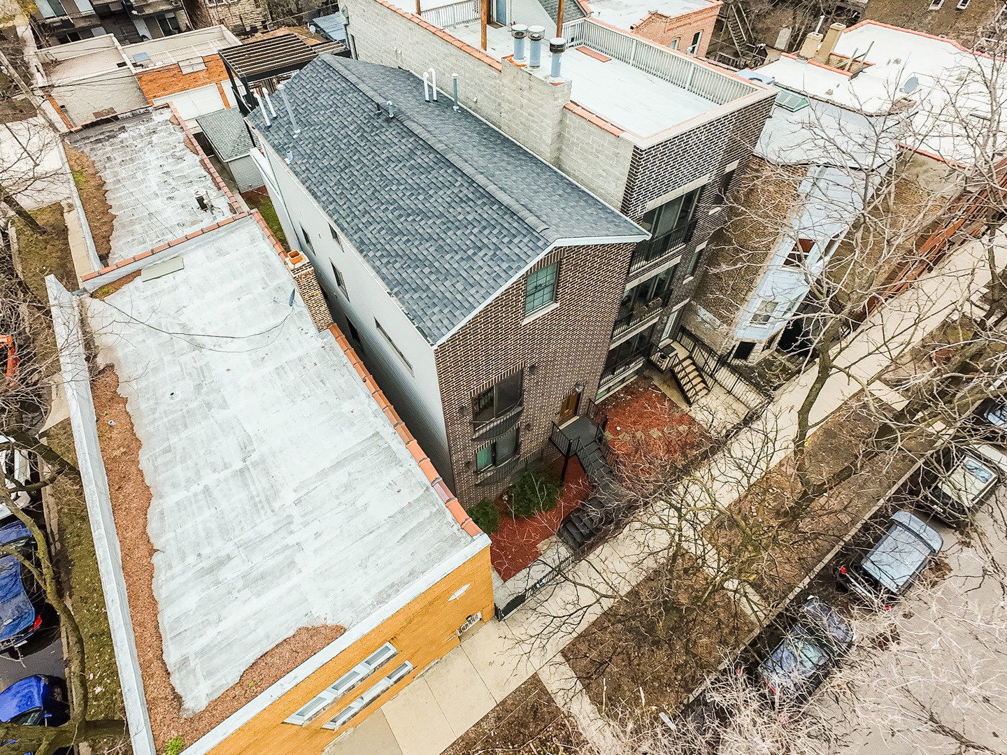 1502 N Artesian Avenue Unit: 1