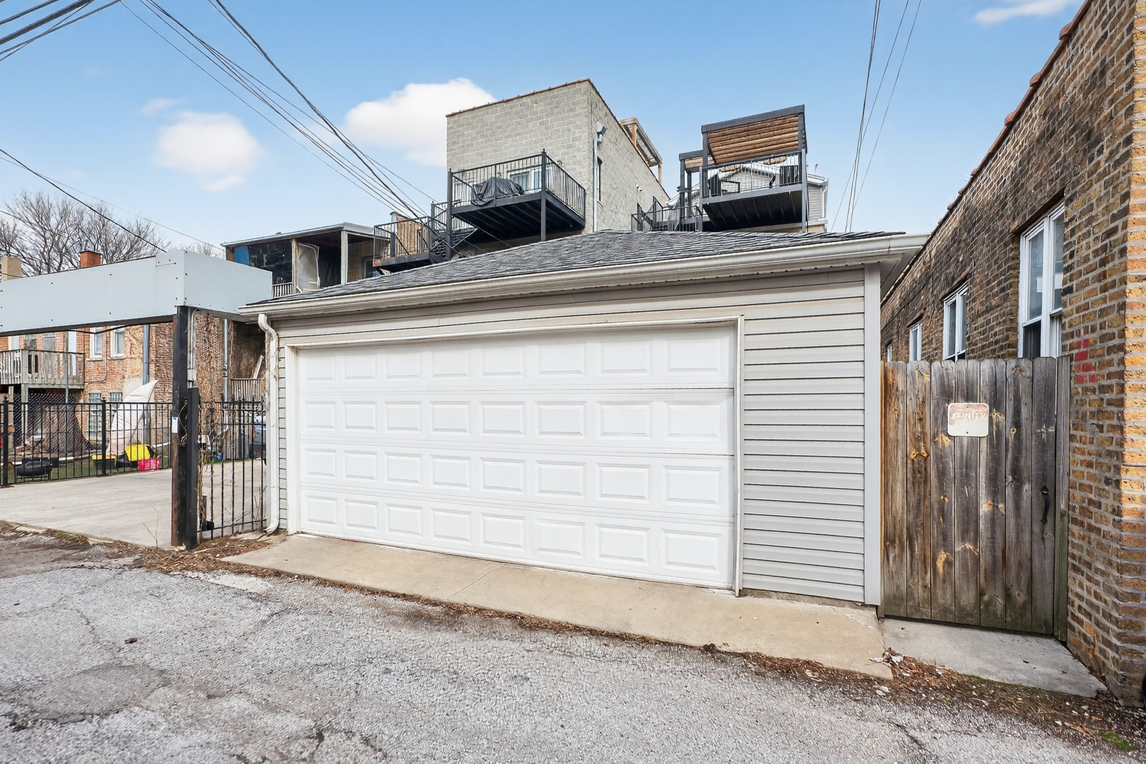 1502 N Artesian Avenue Unit: 1