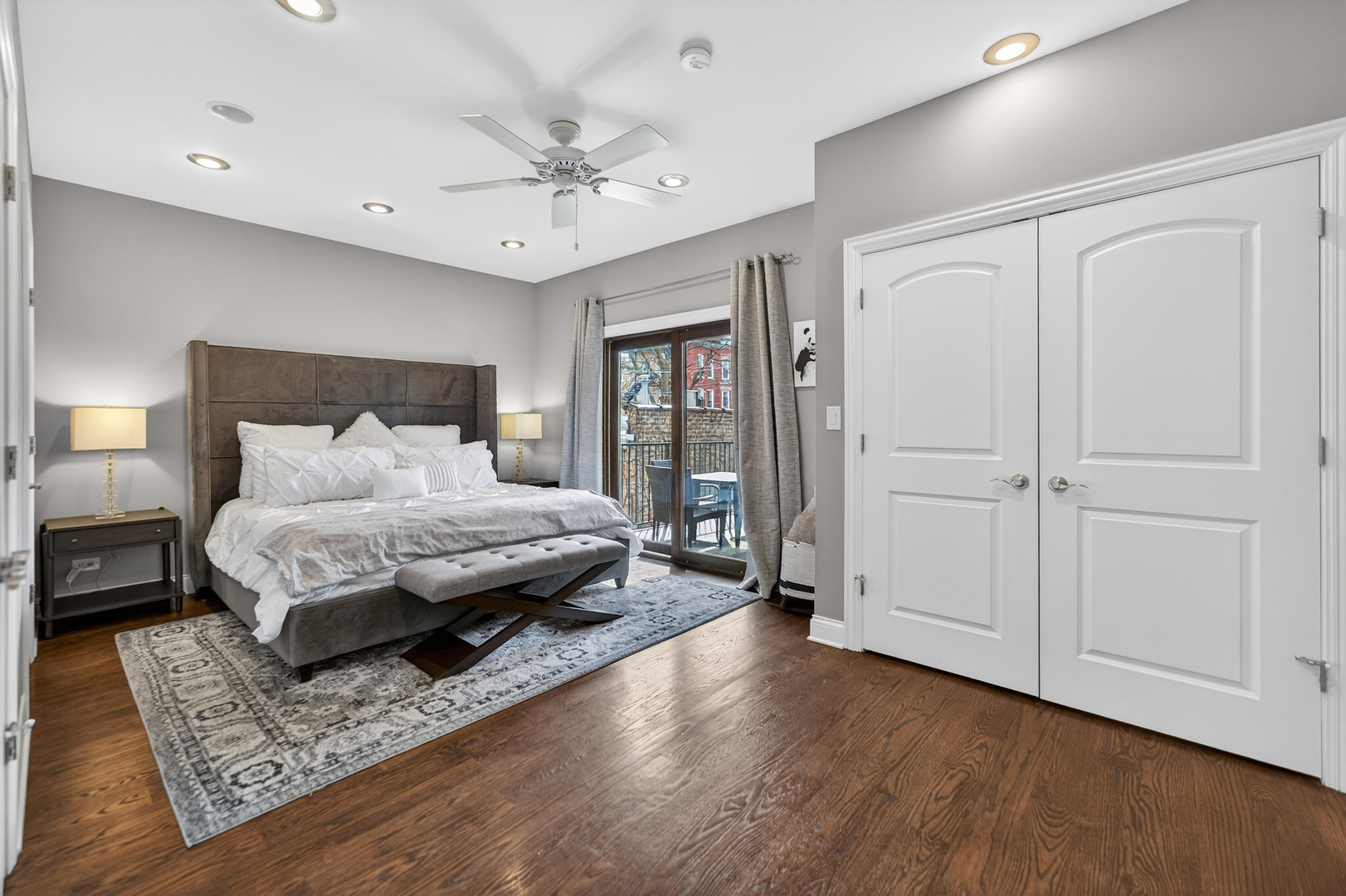 1502 N Artesian Avenue Unit: 1