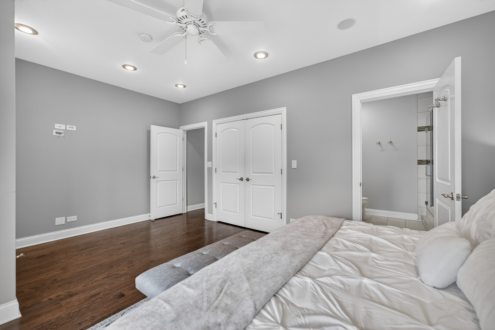 1502 N Artesian Avenue Unit: 1