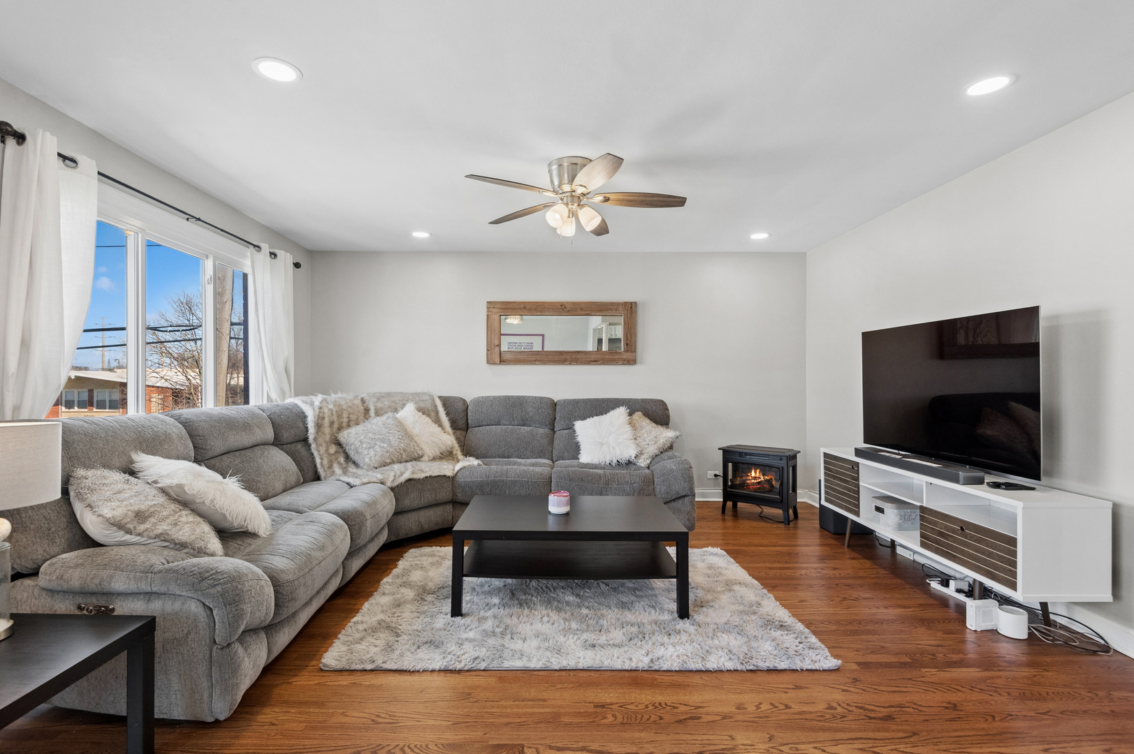 5021 Church Street Unit: 2