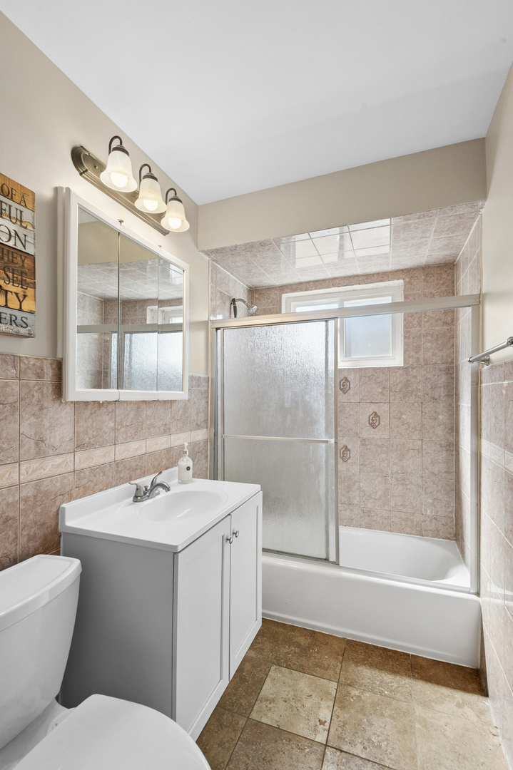 5021 Church Street Unit: 2