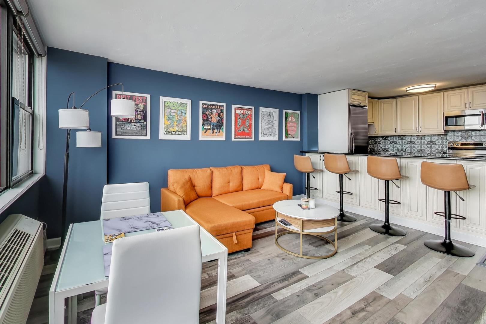 5740 N Sheridan Road Unit: 12E