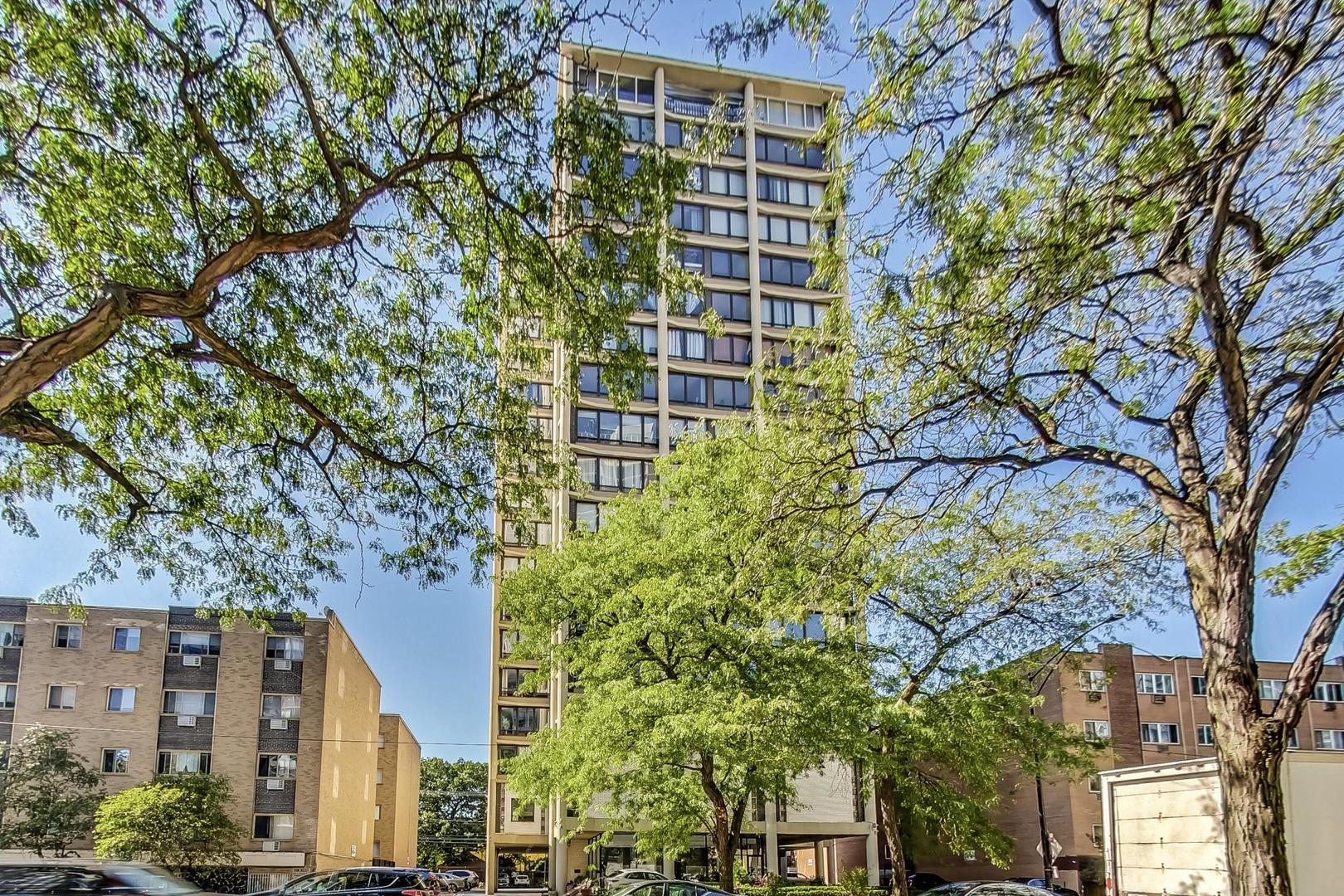 5740 N Sheridan Road Unit: 12E