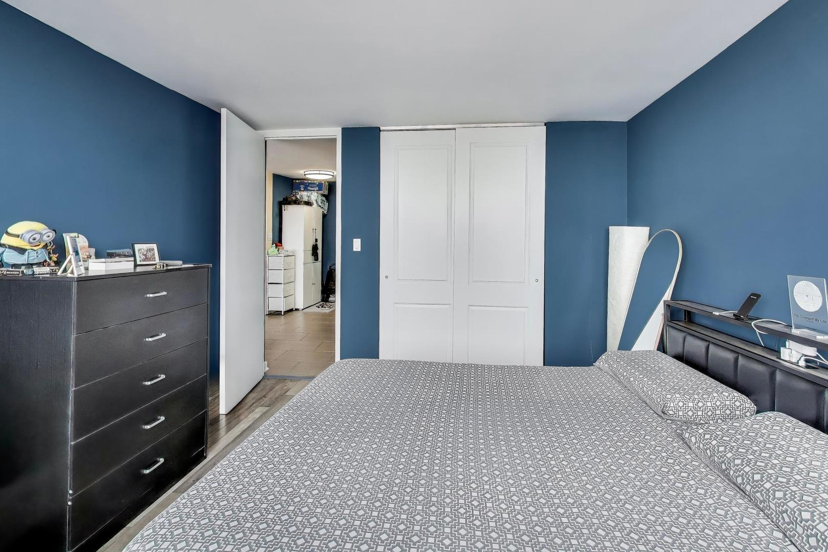 5740 N Sheridan Road Unit: 12E