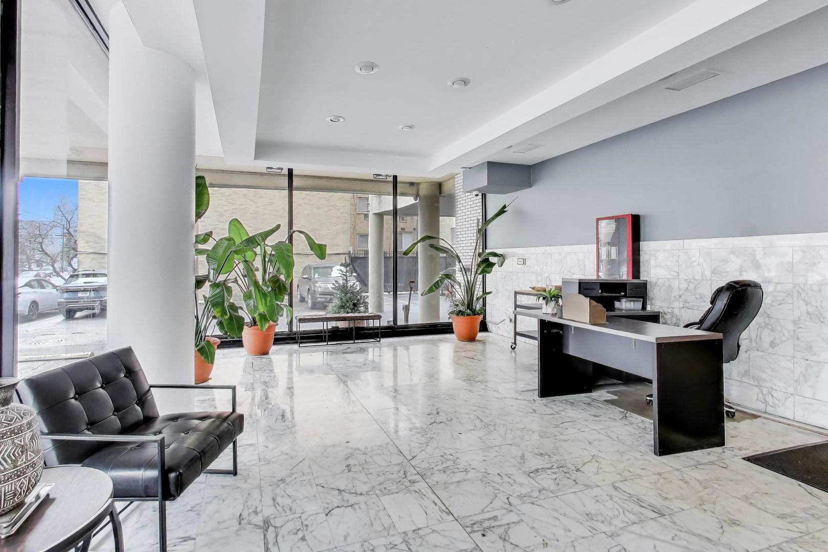 5740 N Sheridan Road Unit: 12E