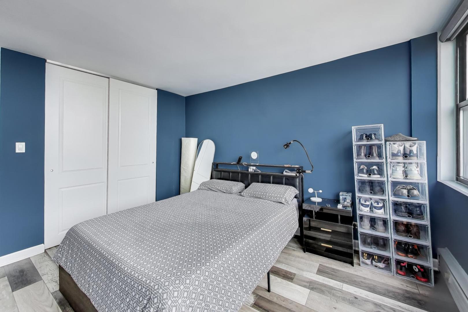 5740 N Sheridan Road Unit: 12E