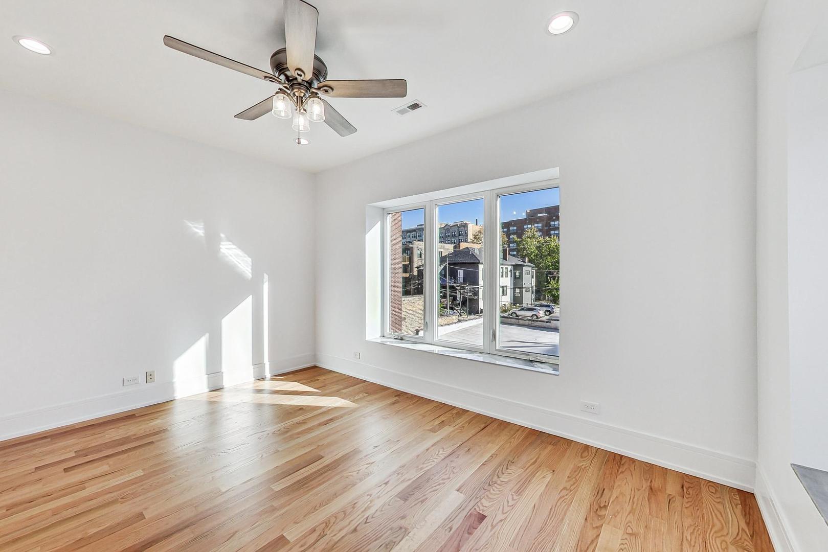 1245 W Jarvis Avenue Unit: 2