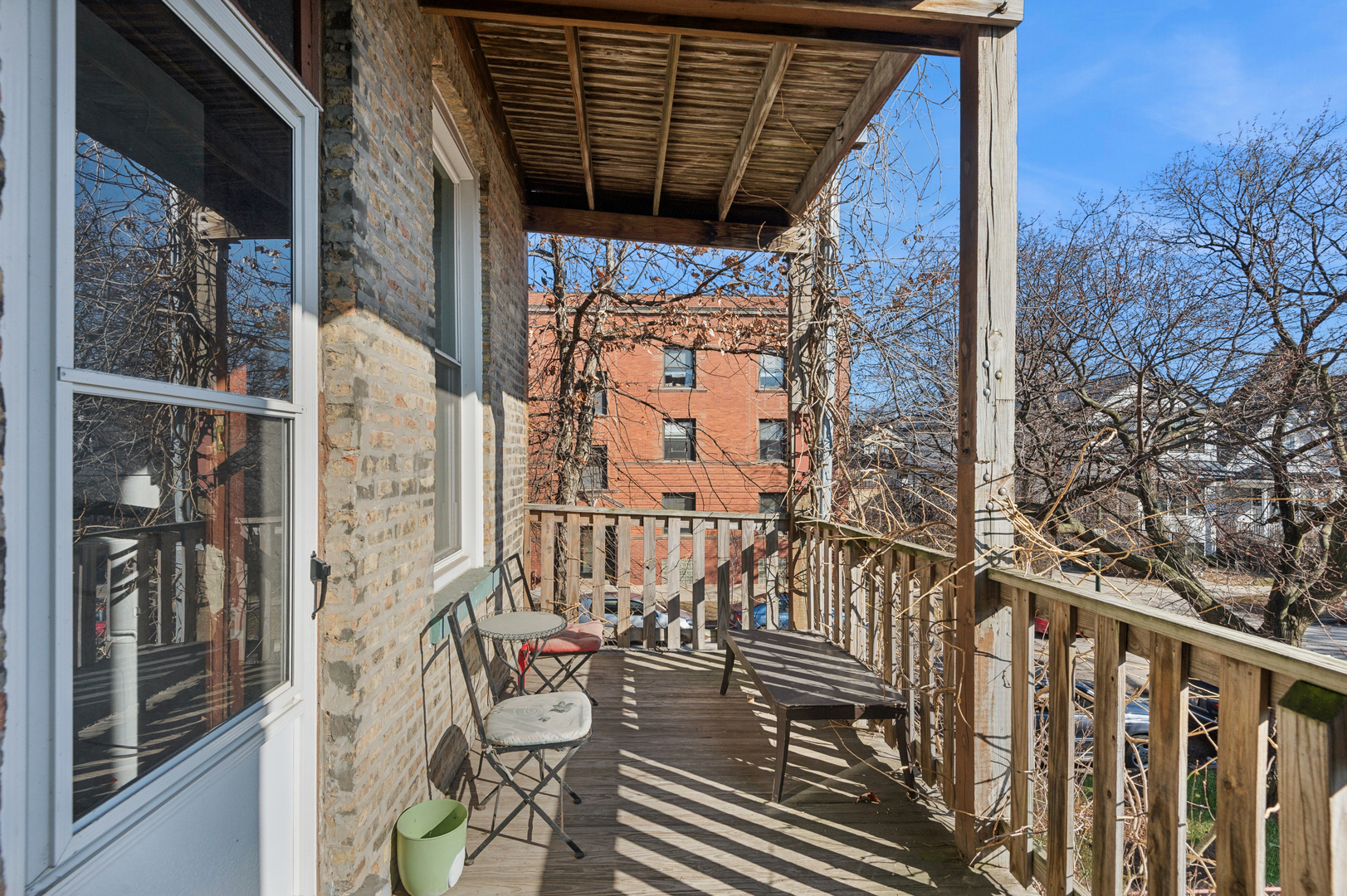 4057 N Damen Avenue Unit: 2