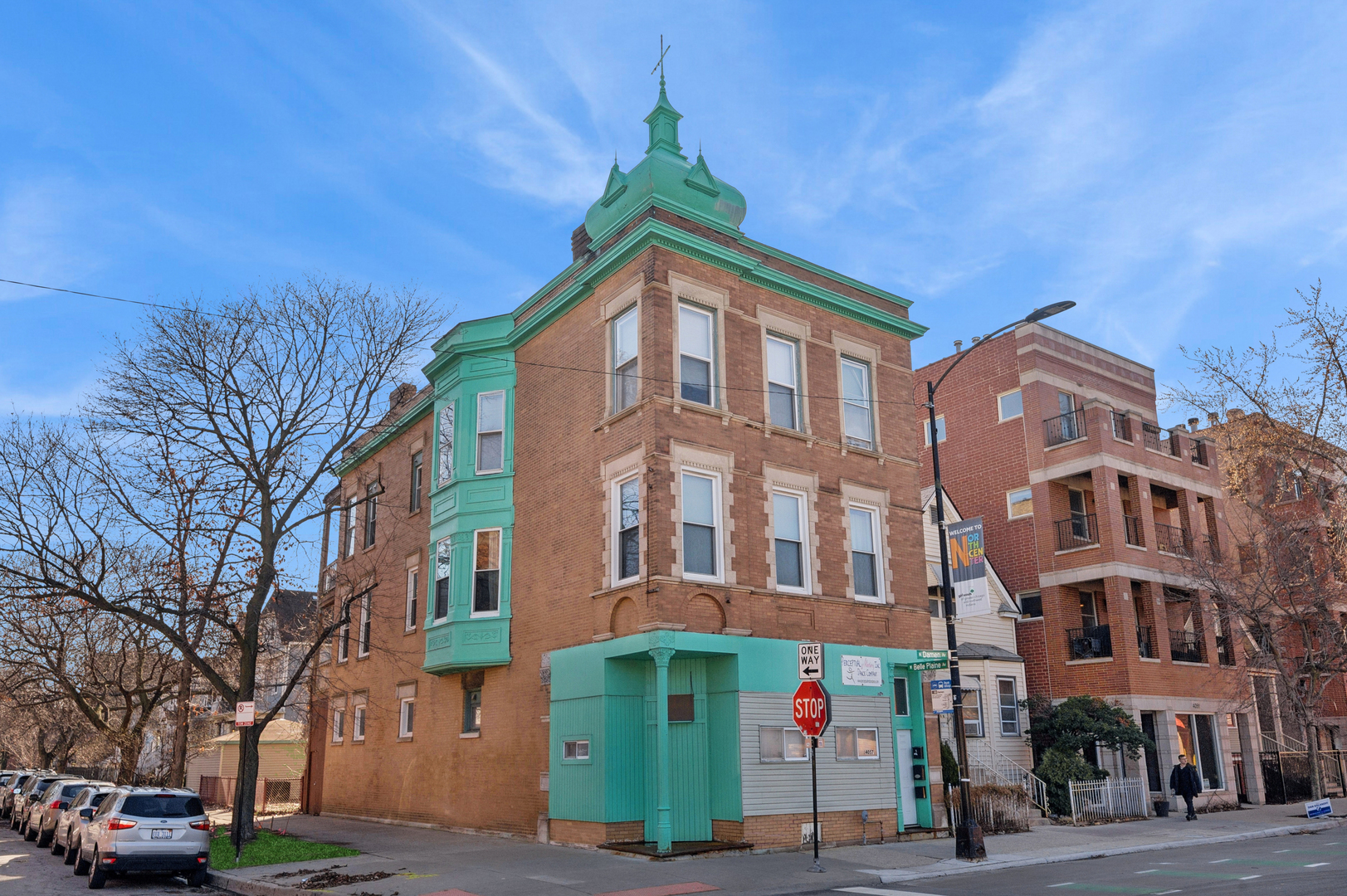 4057 N Damen Avenue Unit: 2