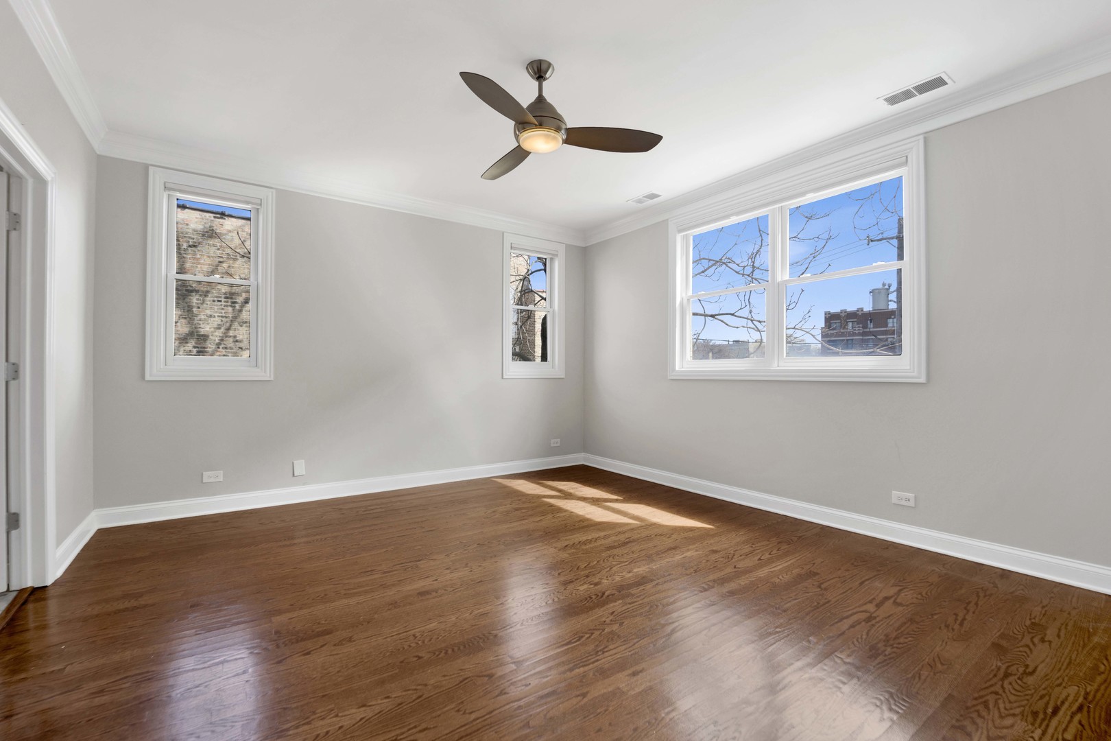 4543 N Malden Street Unit: 2N