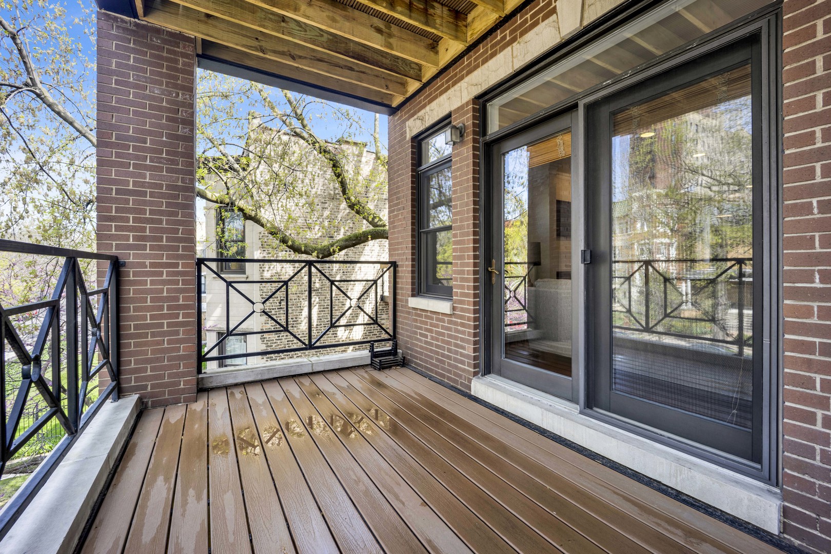 4543 N Malden Street Unit: 2N