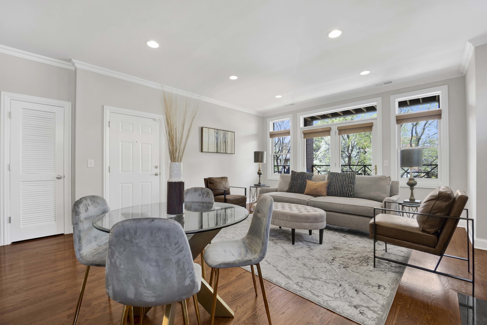 4543 N Malden Street Unit: 2N