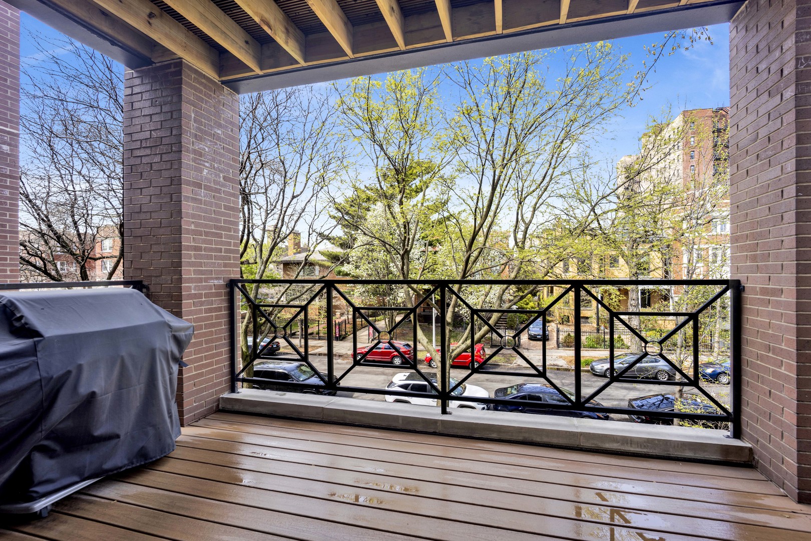 4543 N Malden Street Unit: 2N