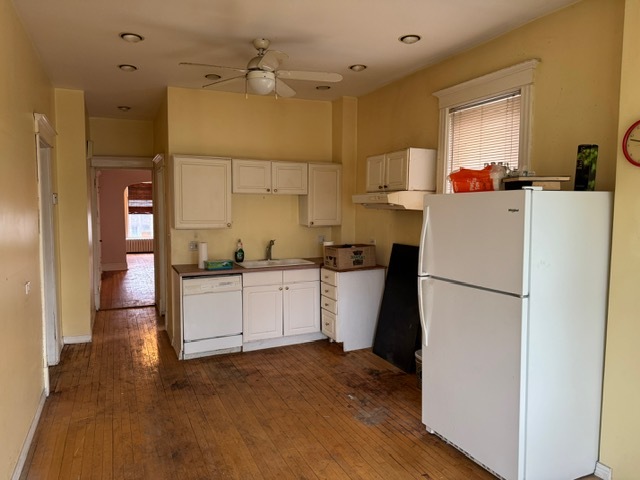 2512 N Mozart Street