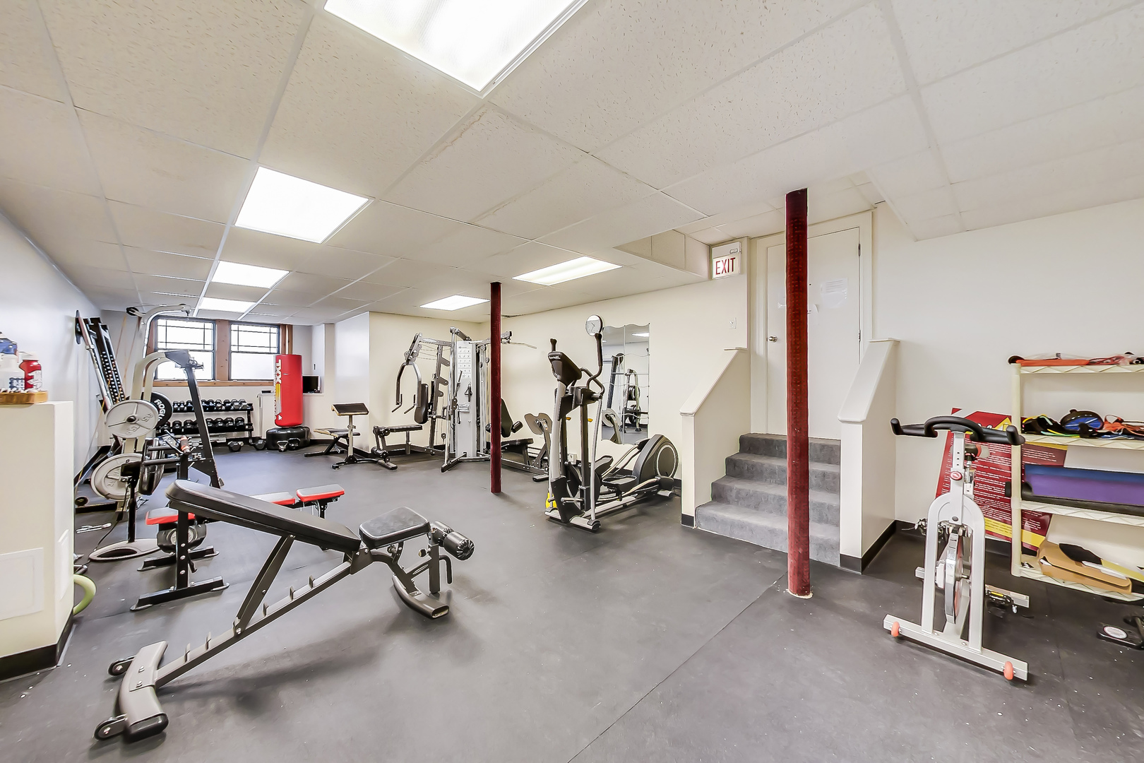 1465 W Fargo Avenue Unit: 2