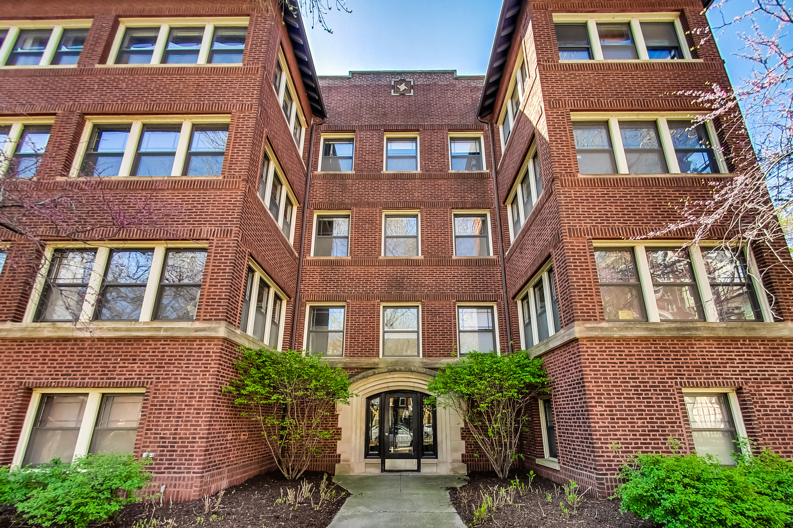 1465 W Fargo Avenue Unit: 2