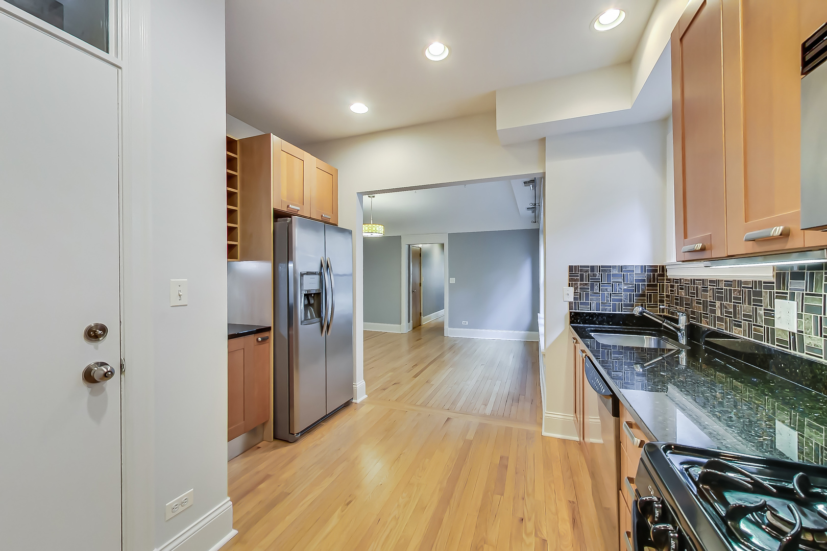 1465 W Fargo Avenue Unit: 2