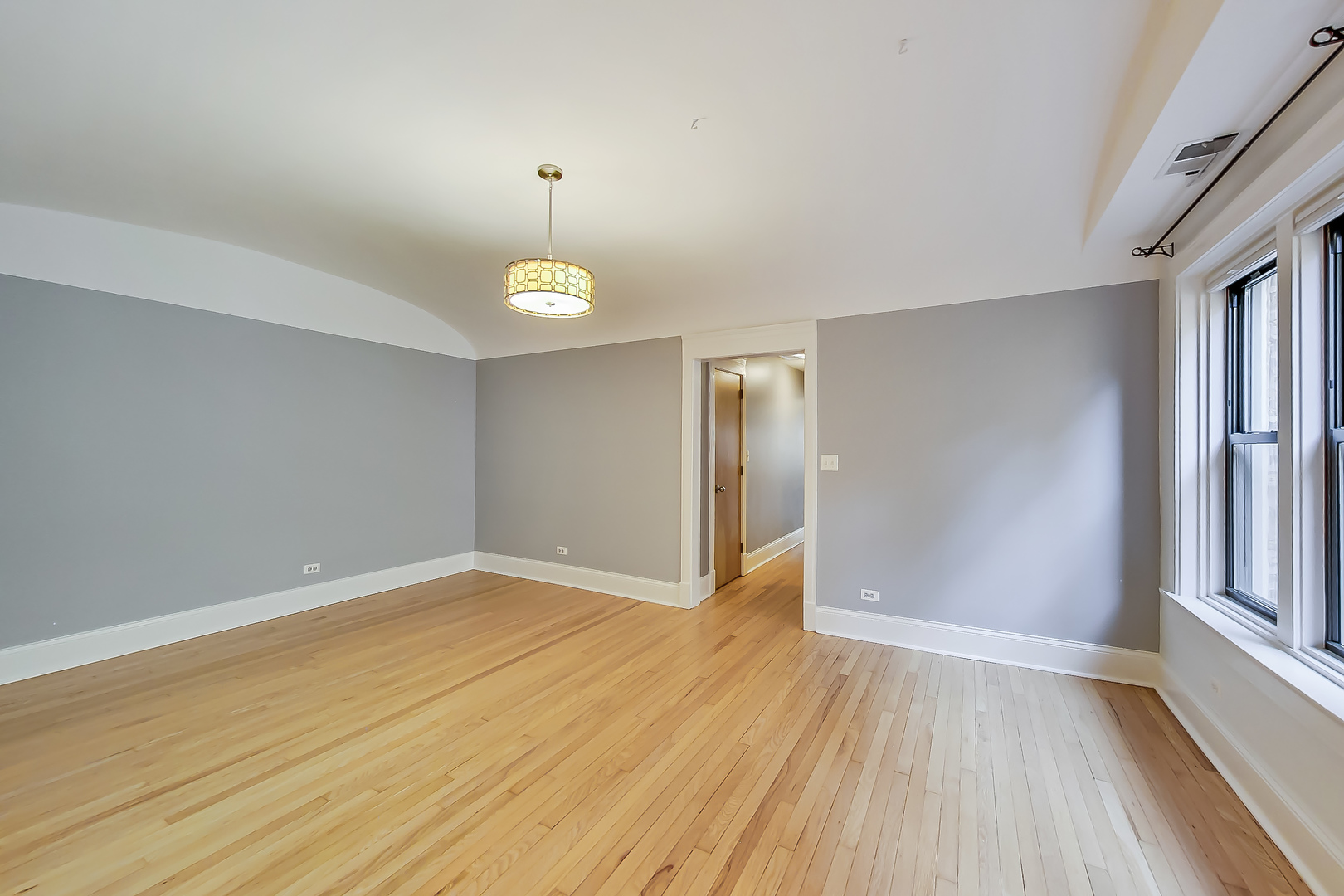 1465 W Fargo Avenue Unit: 2