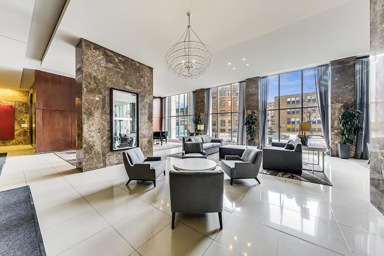 655 W IRVING PARK Road Unit: 2301