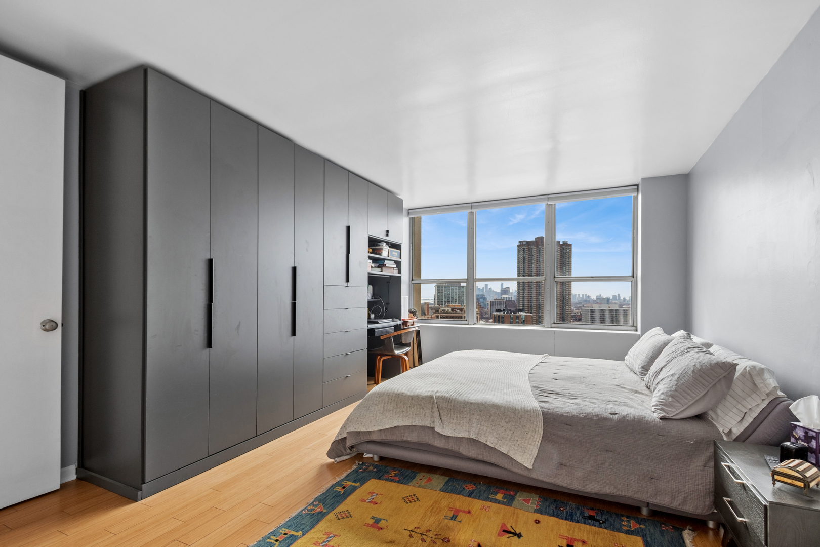 655 W IRVING PARK Road Unit: 2301