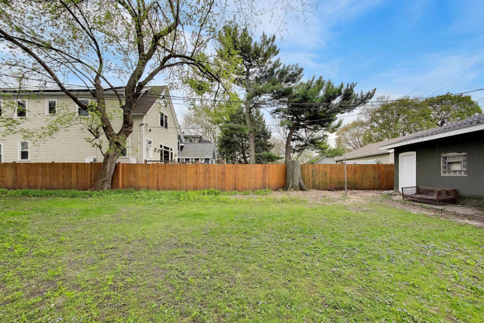 1028 Ashland Avenue