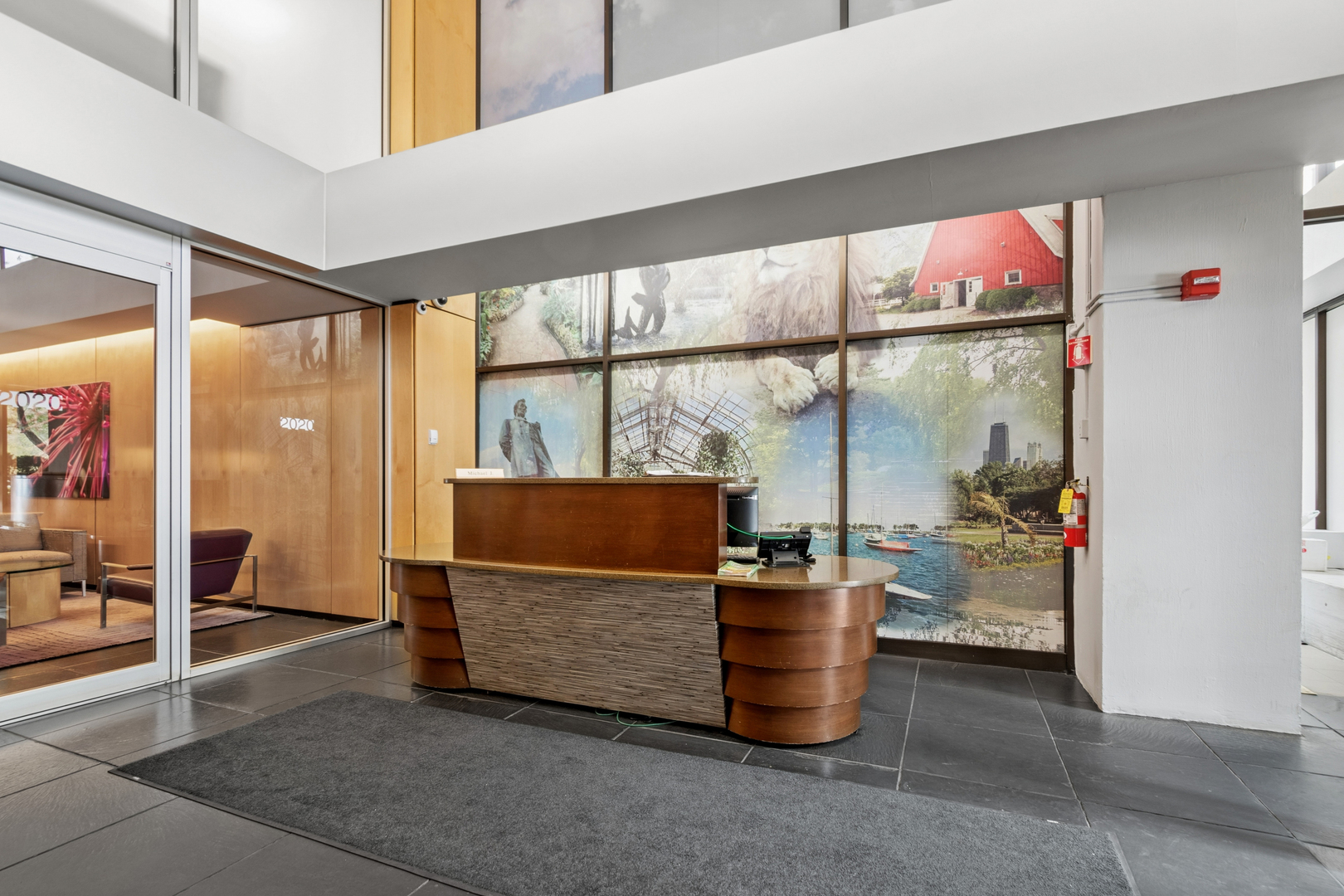 2020 N Lincoln Park West Unit: 8L