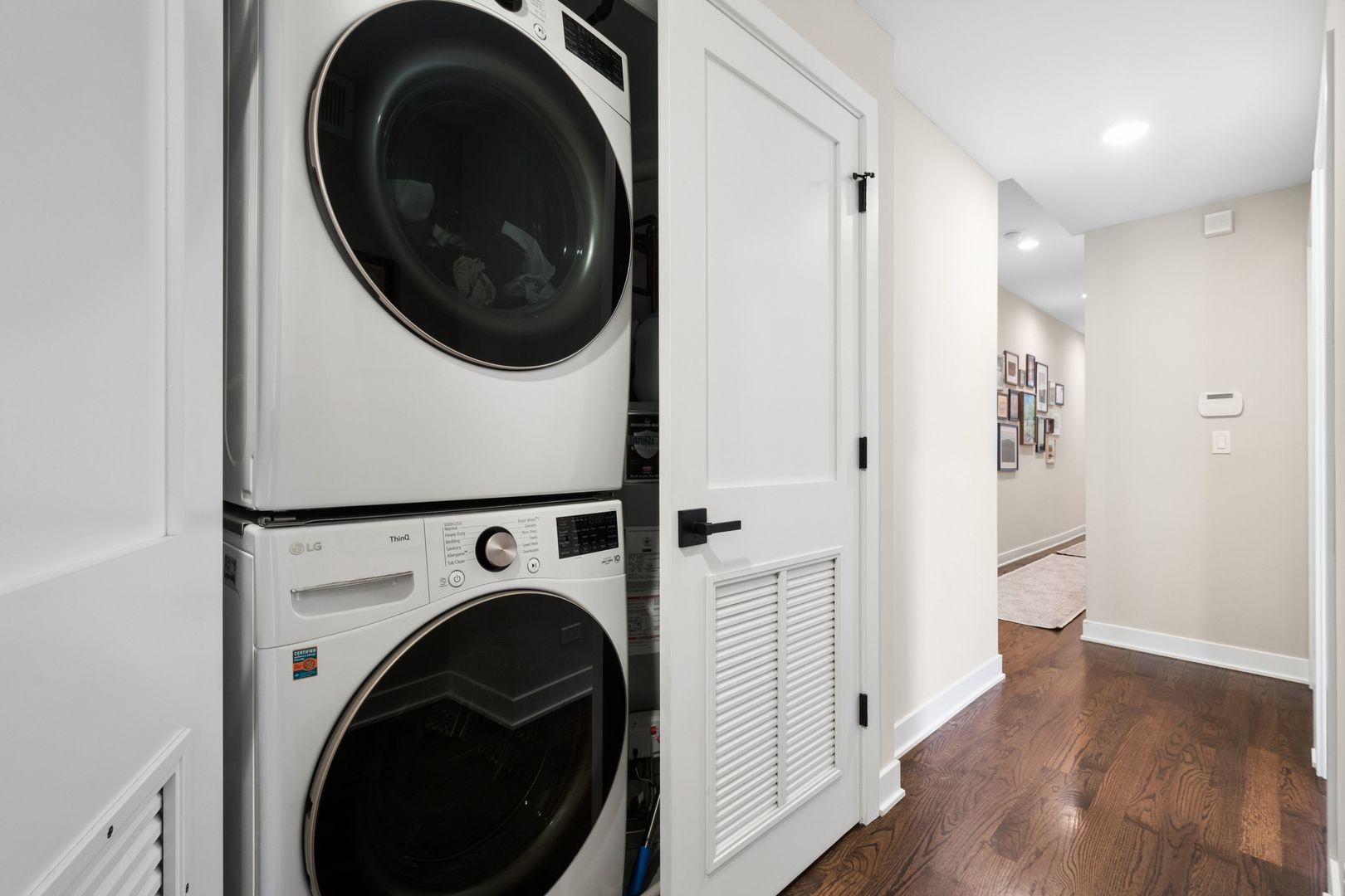 4844 N Hoyne Avenue Unit: 2N