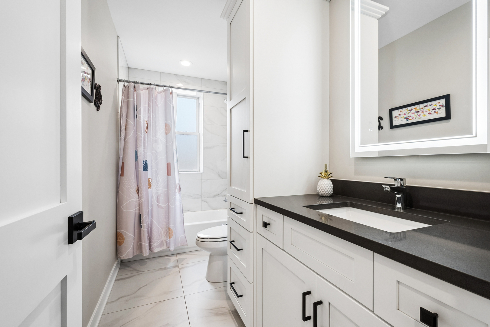 4844 N Hoyne Avenue Unit: 2N