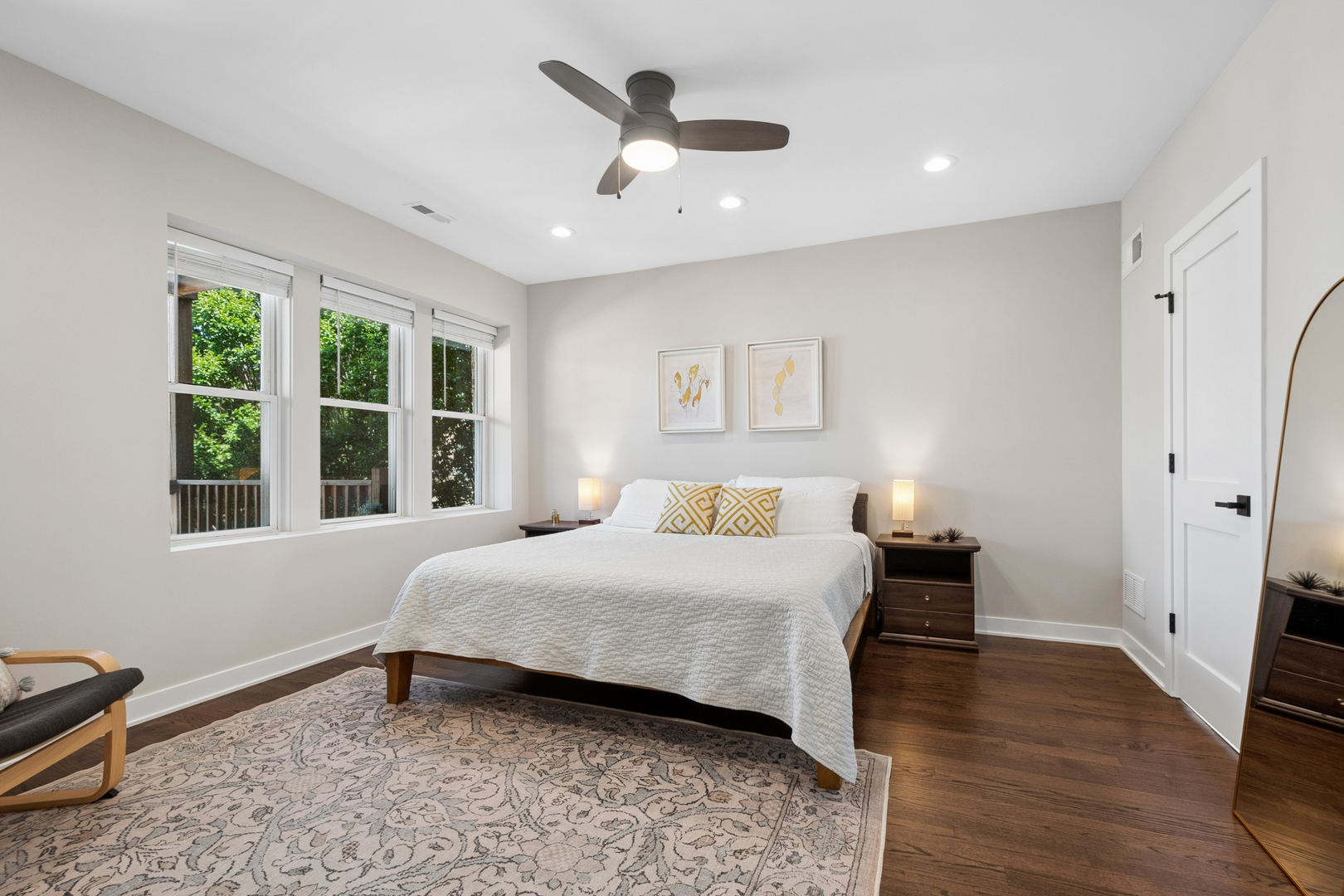 4844 N Hoyne Avenue Unit: 2N