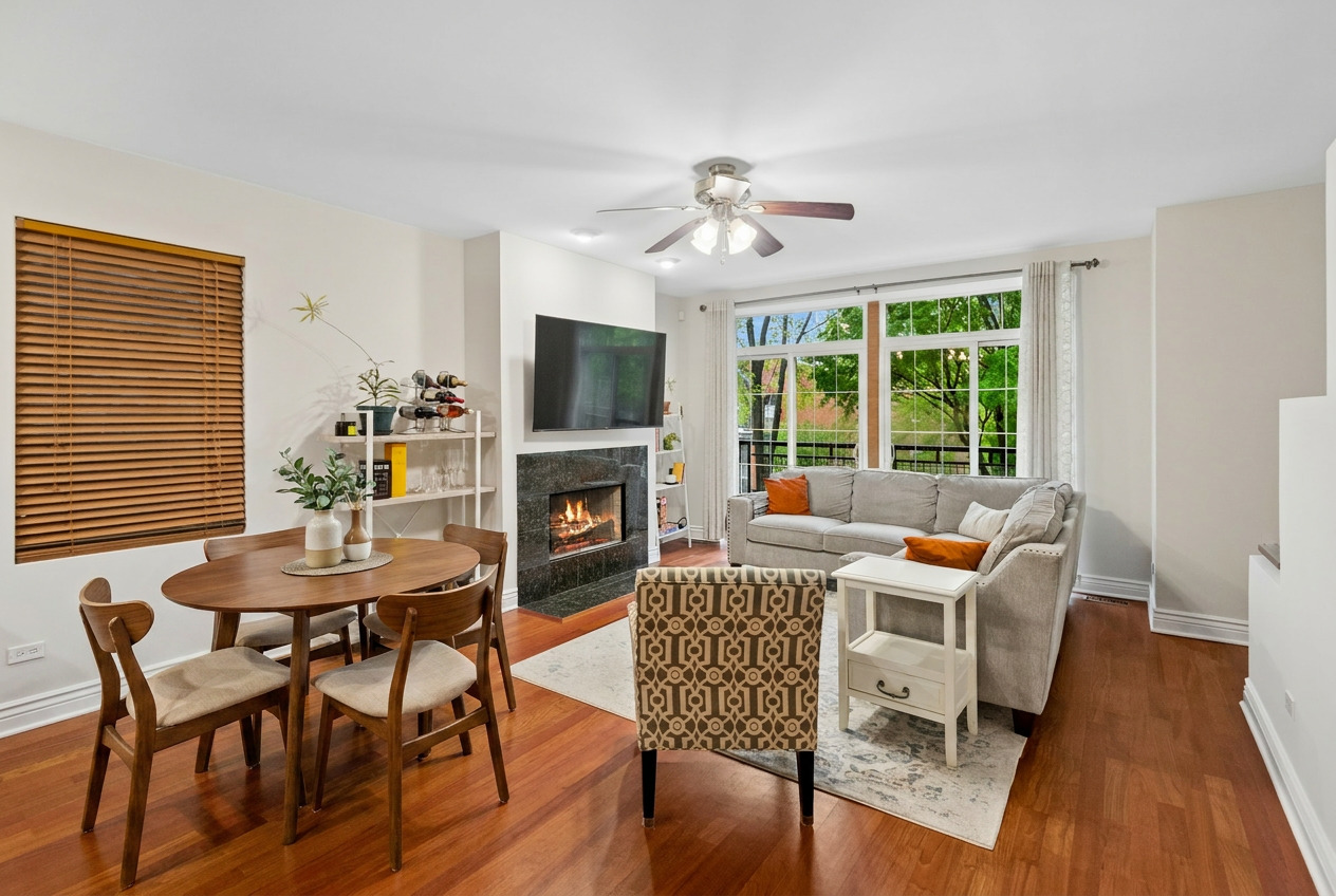 2206 W MONROE Street Unit: 2