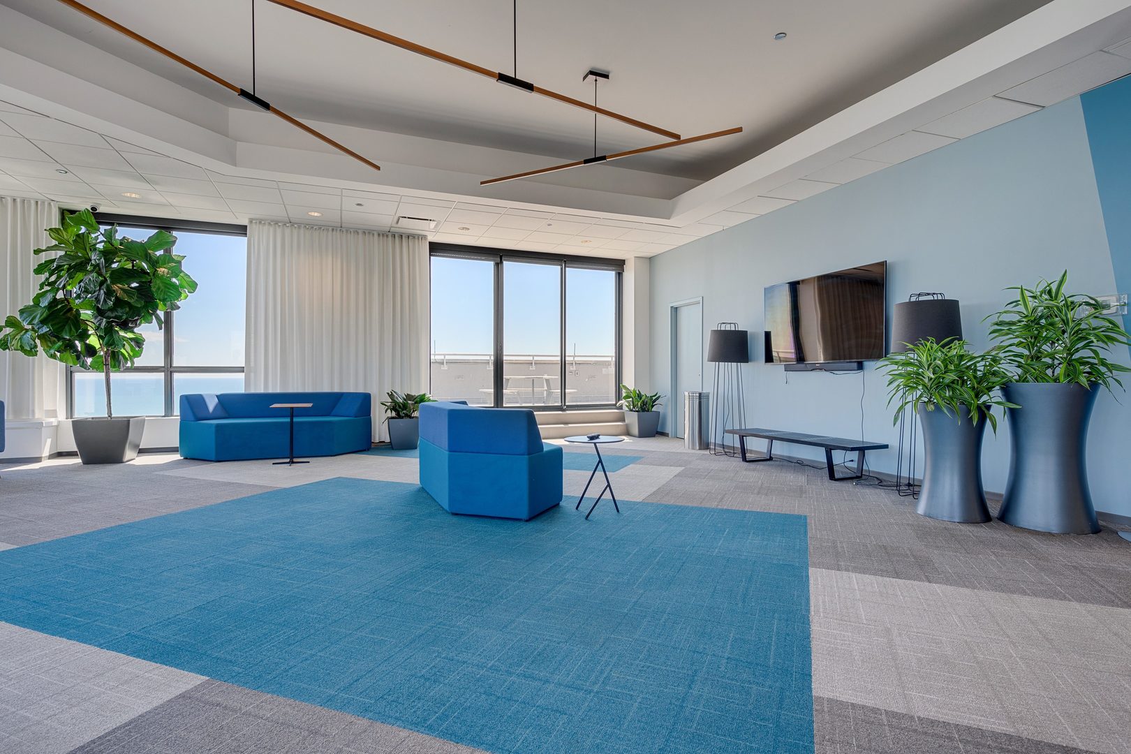 3660 N Lake Shore Drive Unit: 2901