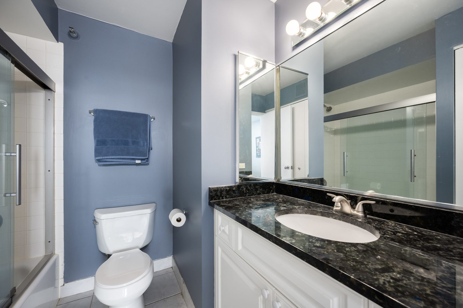 3660 N Lake Shore Drive Unit: 2901