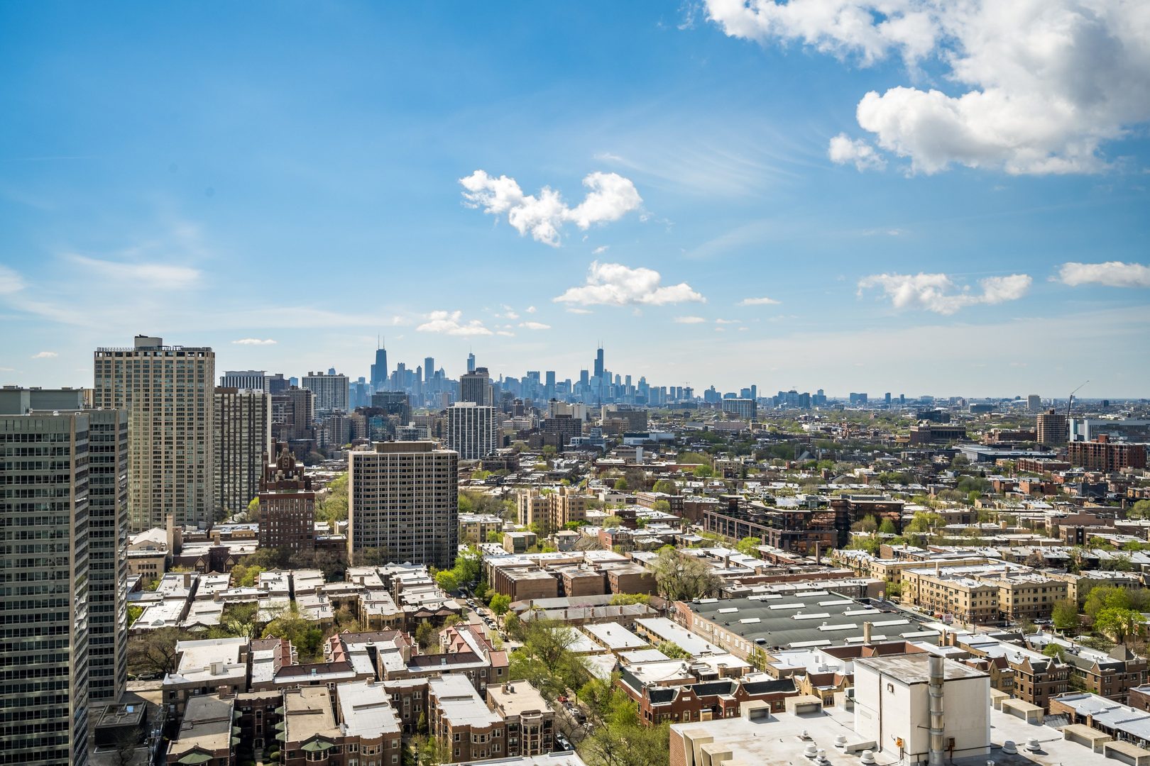 3660 N Lake Shore Drive Unit: 2901
