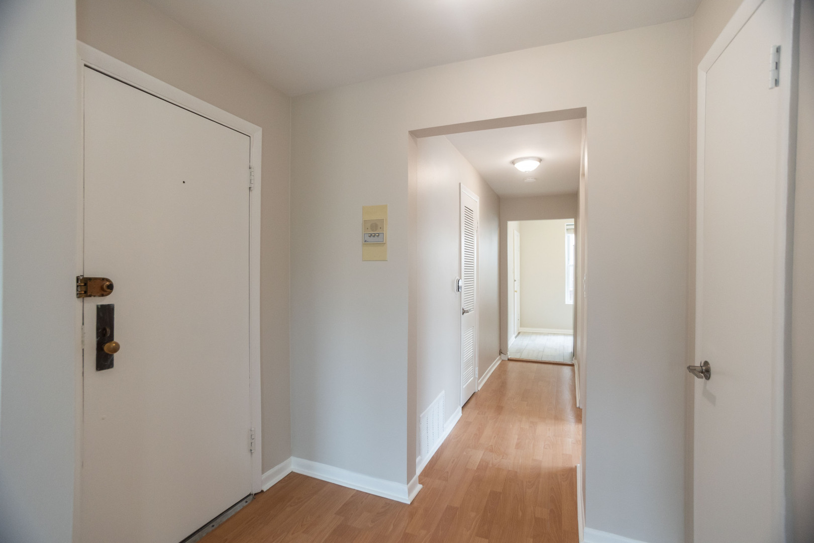 1954 N Cleveland Avenue Unit: 3C