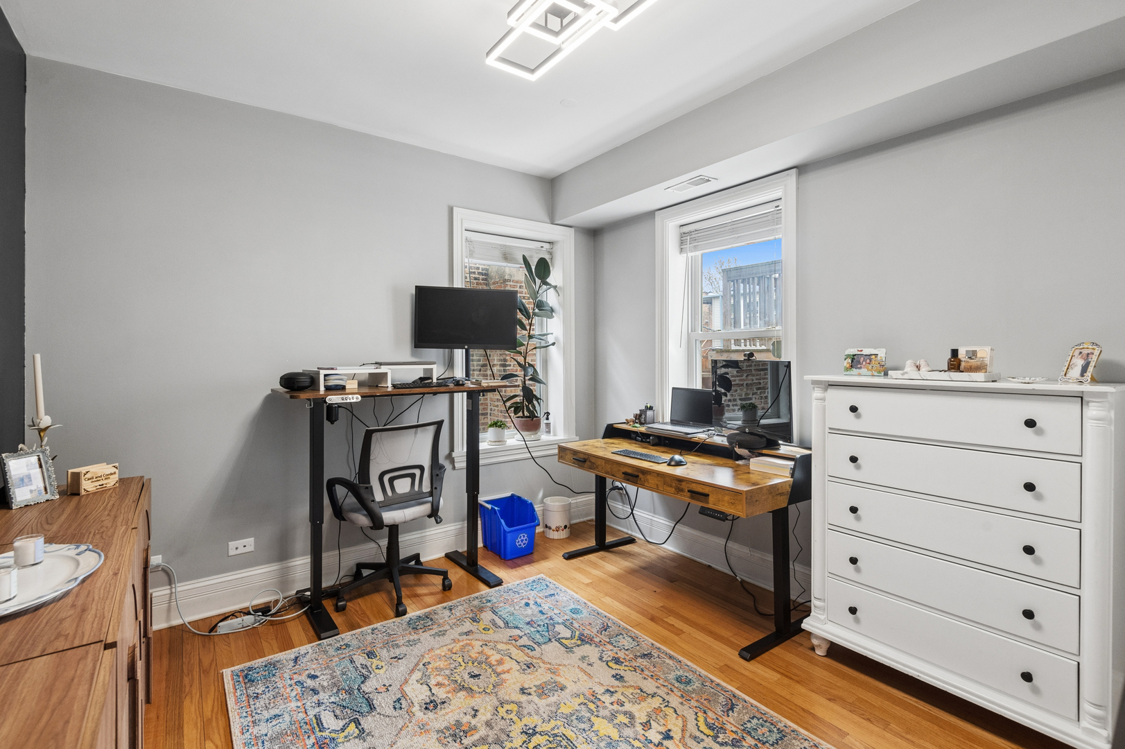 1427 W Elmdale Avenue Unit: 2A