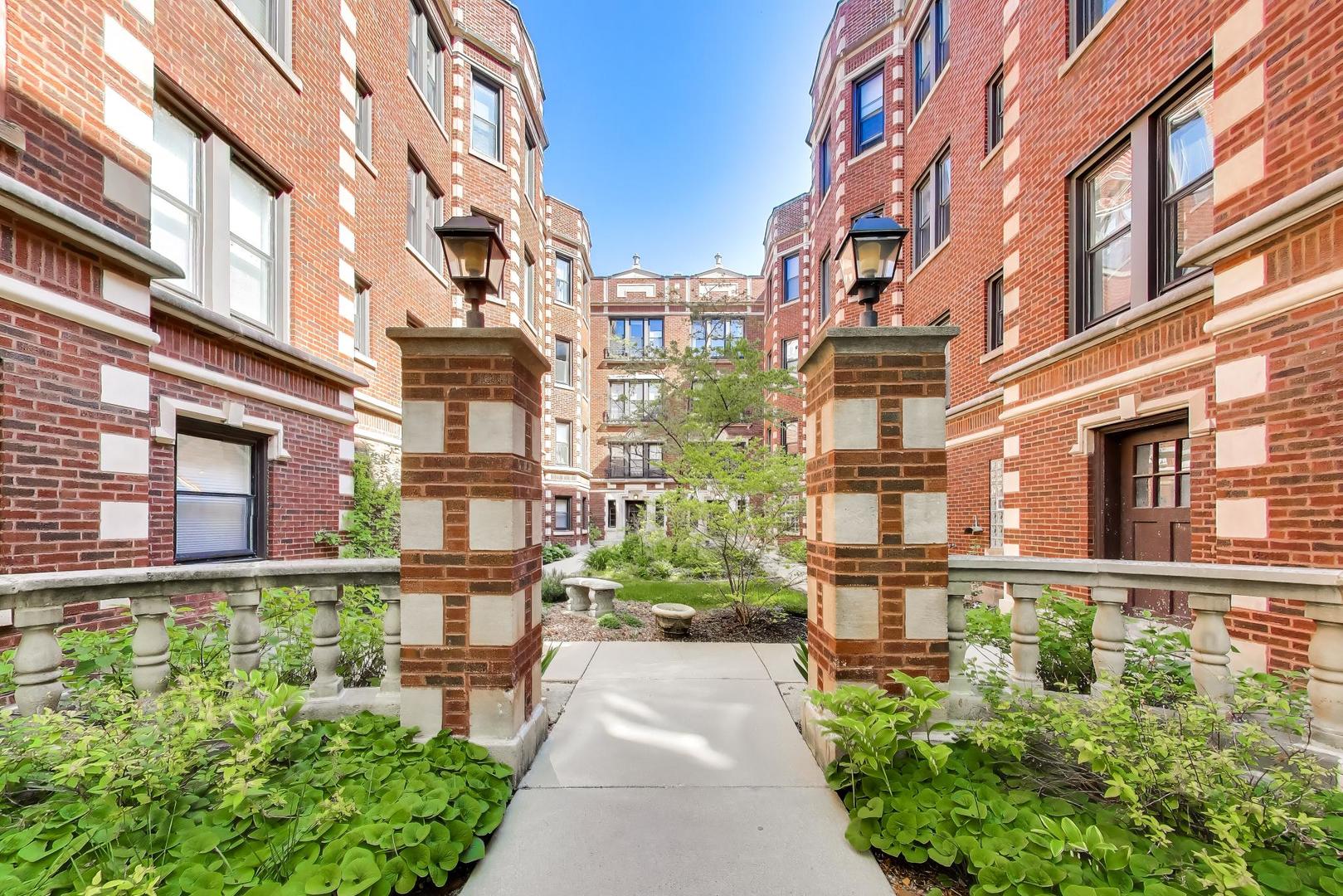 918 W Ainslie Street Unit: 1W