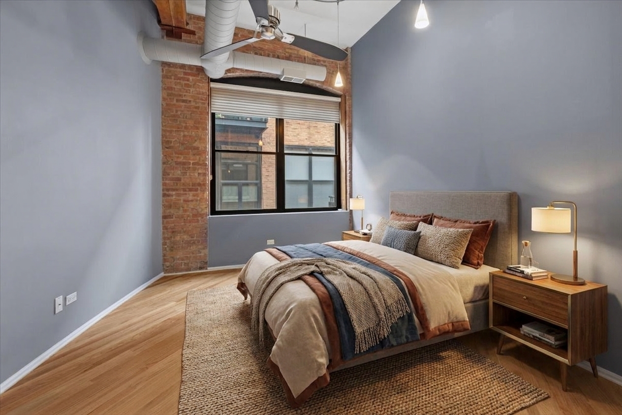 520 W Huron Street Unit: 603