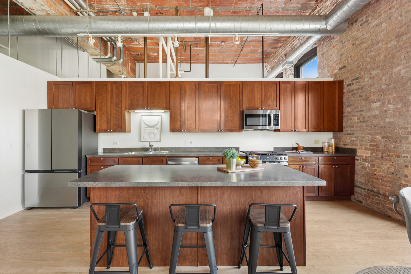 222 S RACINE Avenue Unit: 205