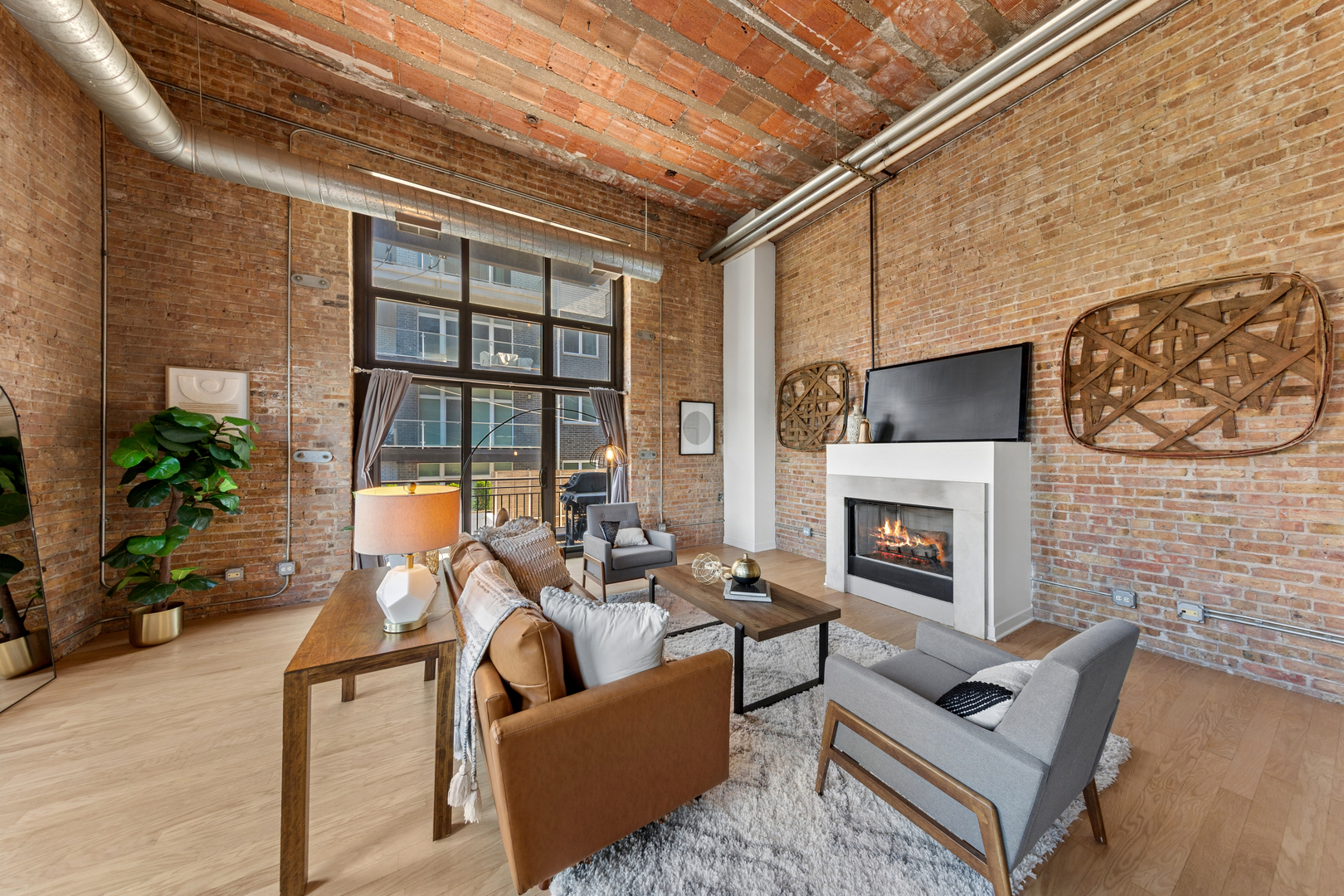 222 S RACINE Avenue Unit: 205