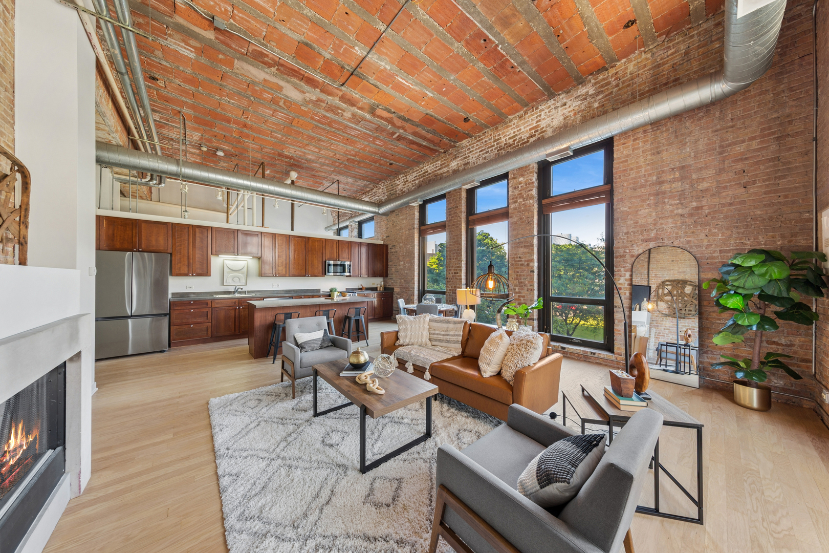 222 S RACINE Avenue Unit: 205
