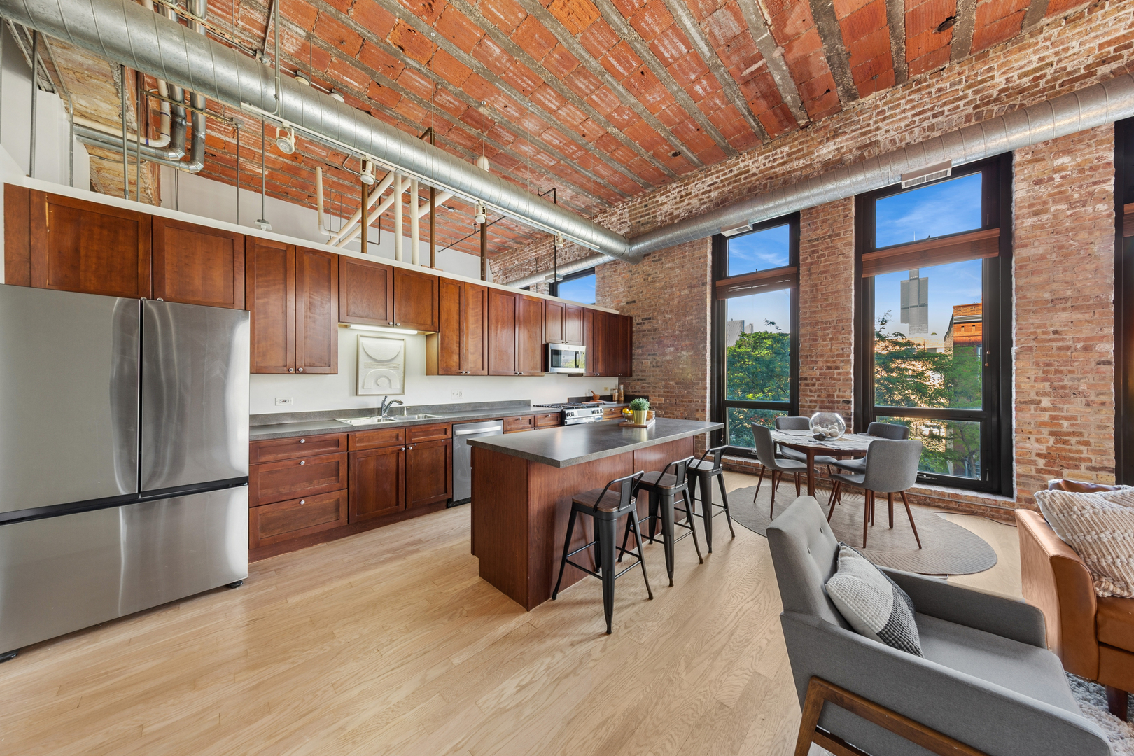 222 S RACINE Avenue Unit: 205