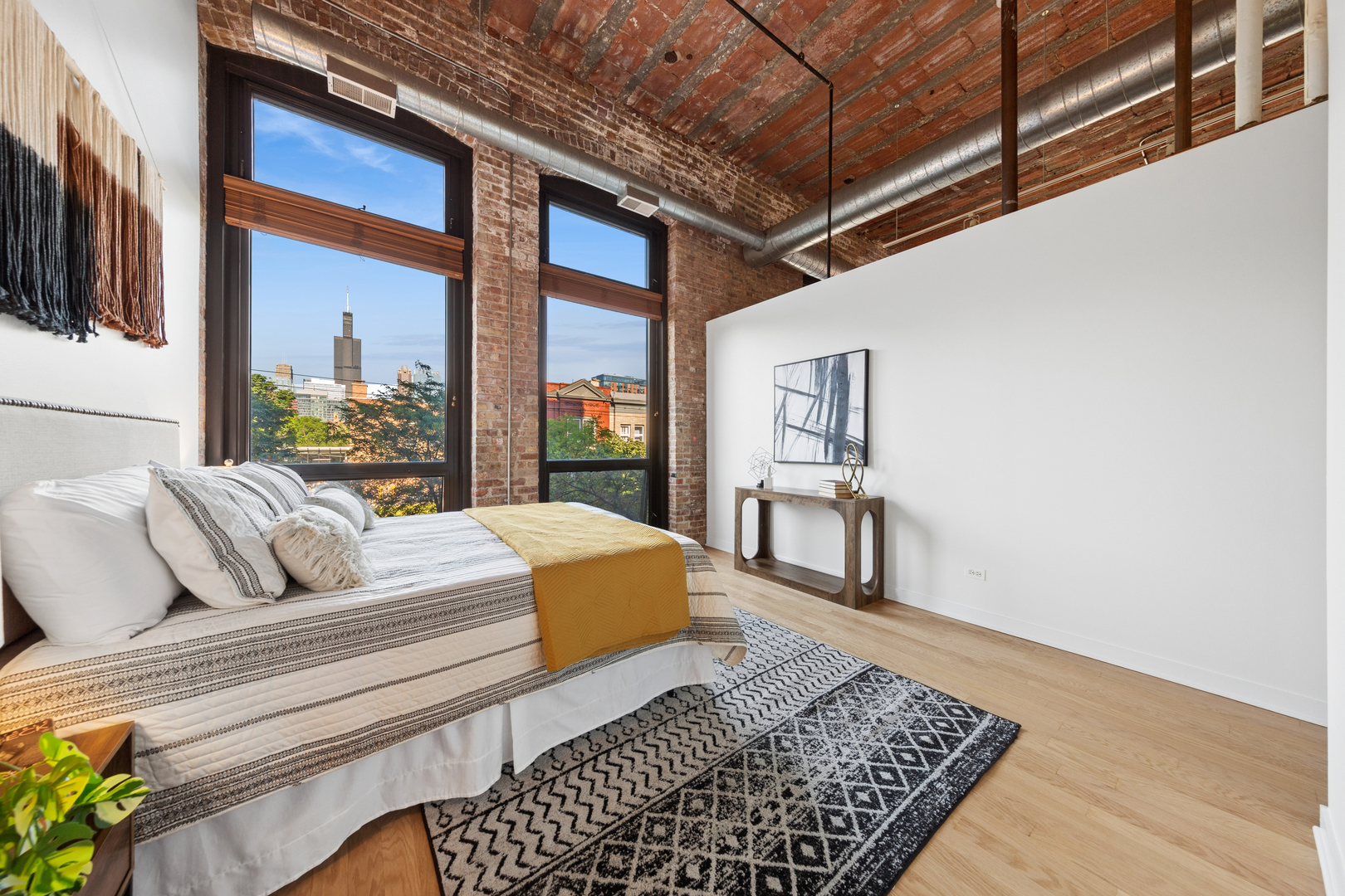 222 S RACINE Avenue Unit: 205