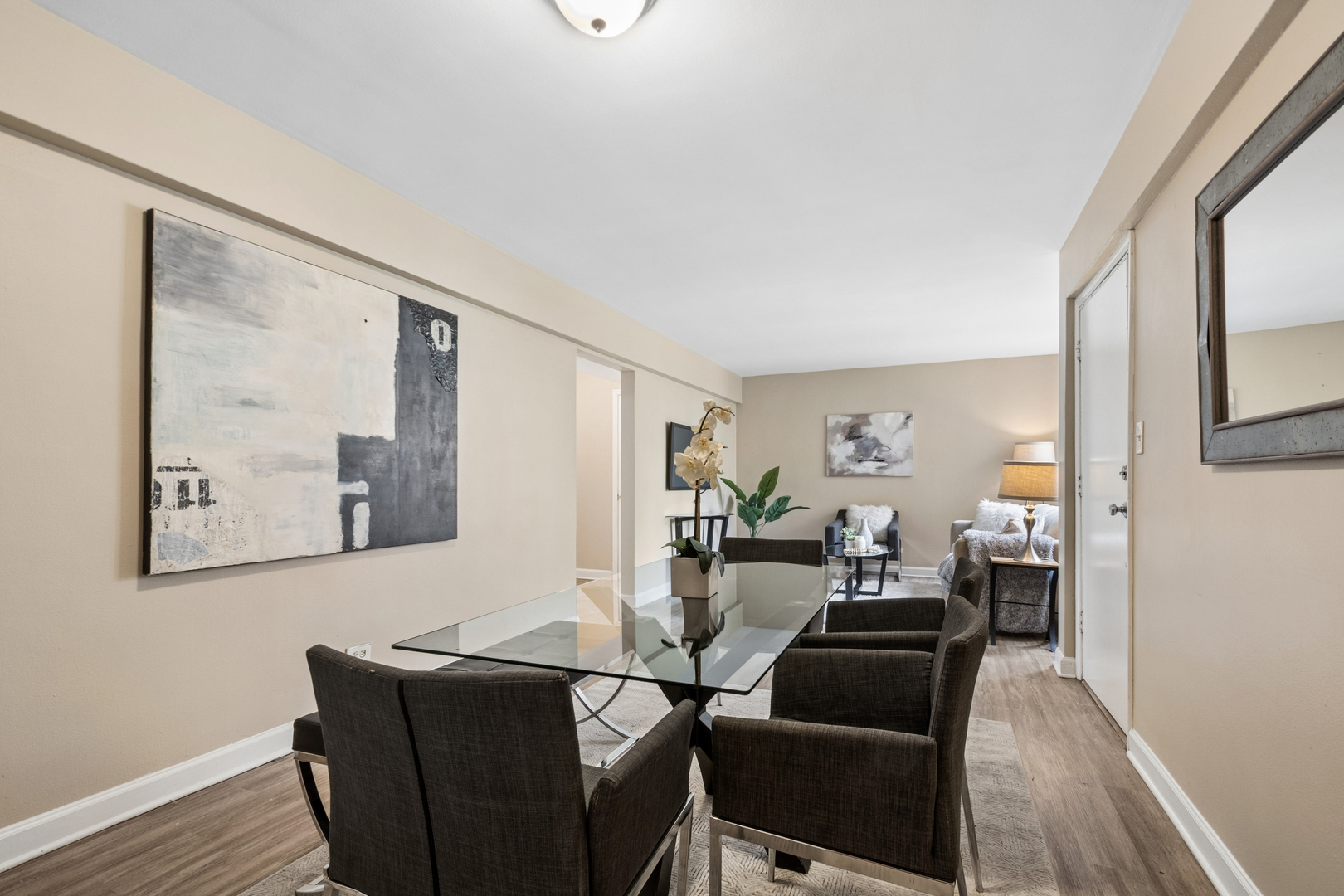 1711 W Estes Avenue Unit: 1S
