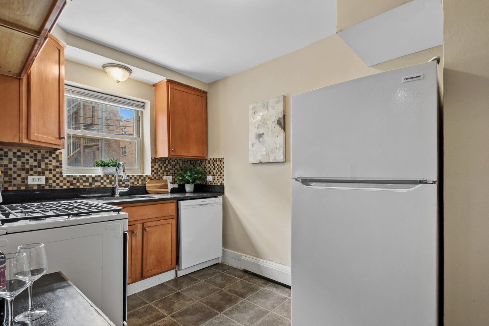 1711 W Estes Avenue Unit: 1S